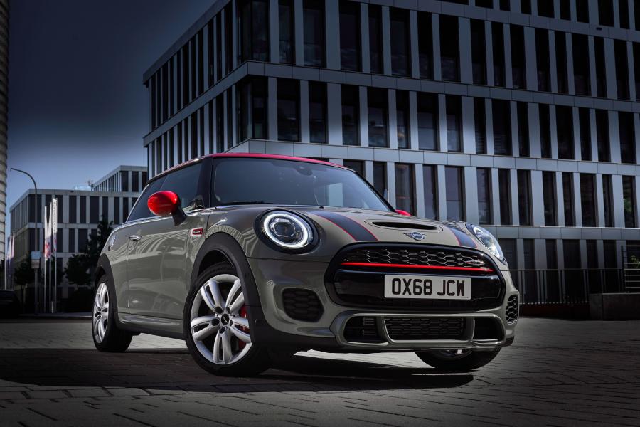  Mini John Cooper Works (F56) 2018 года  (WW) (фото 13 из 16)